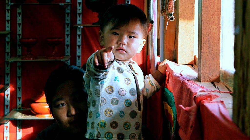 Độ "cuốn" của bức ảnh - P.1 6419911 Khuon mat anh mat 01aB